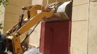 صور|| تنفيذ حملتين لرفع الإشغالات وضبط المخالفات بمدينتي أسيوط الجديدة والسادات