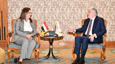 السعيد تبحث مع الرئيس التنفيذي للمؤسسة الدولية الإسلامية لتمويل التجارة سبل تعميق التعاون