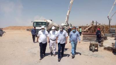 بالصور|| مسئولو " الإسكان" يتفقدون سير العمل بمشروع محطة مياه جديدة بمدينة بدر