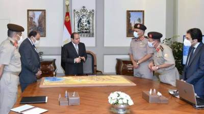 السيسي يتابع الموقف الإنشائي والهندسي لعدد من مشروعات الهيئة الهندسية على مستوى الجمهورية