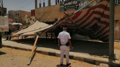 "العاشر من رمضان" ينفذ حملة لإزالة التعديات بعدة مناطق بالتعاون مع الشرطة