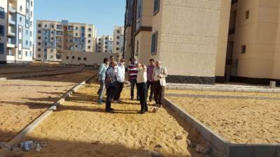 صور|| مسئولو"الإسكان" يتفقدون أعمال الطرق والمرافق بـ"سكن لكل المصريين" في حدائق العاصمة