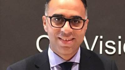 "إيوان" للتطوير العقاري تتعاون مع وزارة الهجرة لإعداد منح تدريبية