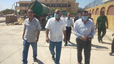 رئيس جهاز بني سويف الجديدة ووكيل وزارة الشباب والرياضة يتفقدان أعمال تطوير مركز شباب المدينة