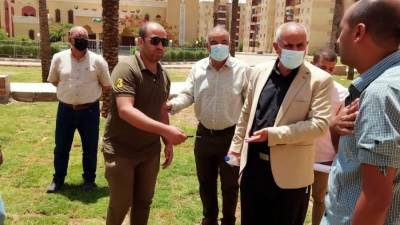 صور|| مسئولو "الإسكان" يتفقدون "سكن لكل المصريين" بحدائق أكتوبر