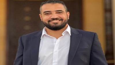 صور|| "شقتك على المفتاح" لمحمود مراد بمعرض القاهرة الدولي للكتاب