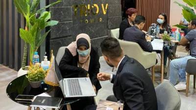 إقبال كبير على جناح شركة "نخيل للتطوير العقارى" خلال فعاليات معرض EPIS لليوم الثانى 