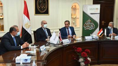 «القابضة للمياه» و«البنك الأهلى» يوقعان اتفاقية تعاون لتمويل تركيب عدادات جديدة مُسبقة الدفع