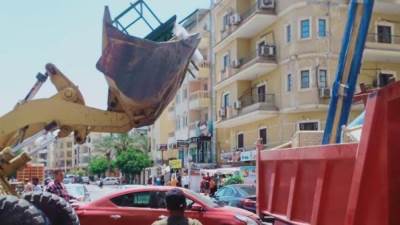 وزير الإسكان: حملات بمدن 6 أكتوبر والشروق وبدر وحدائق العاصمة لإزالة الإشغالات 