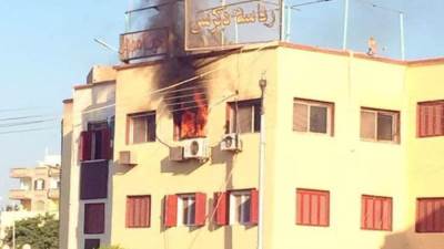 عاجل..  النيران تلتهم مبنى مجلس مدينة دكرنس في الدقهلية
