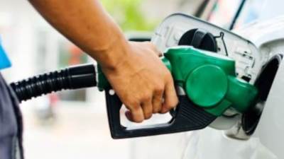 زيادة جديدة في أسعار البنزين والسولار .. والتطبيق اليوم