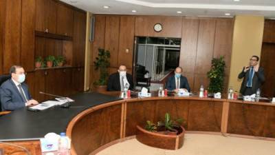 البترول": نستهدف وصول محطات تموين السيارات بالغاز الطبيعي لألف محطة