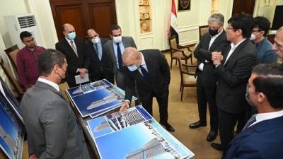  وزير الإسكان:مشروع أبراج "الداون تاون" سيخلق منطقة للتنمية بمدينة العلمين الجديدة
