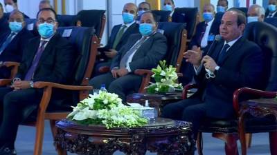 السيسي يدعو القطاع الخاص للمشاركة في المشروعات العقارية