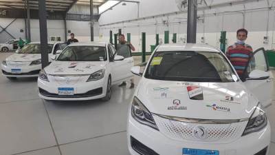 قطاع الأعمال : النصر للسيارات تبدأ تجربة السيارة الكهربائية " E70 " بالتعاون مع أوبر