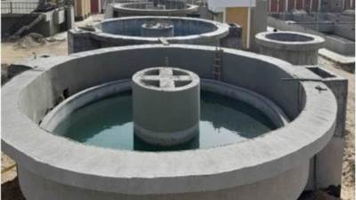 وزير الإسكان: جارٍ الانتهاء من تنفيذ توسعات محطة معالجة الصرف الصحى  بمدينة طيبة الجديدة بالأقصر