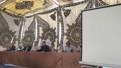 بيع ٤ محال تجارية وصيدلية بالسوق التجارية بالمنيا الجديدة