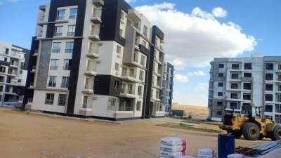 الجزار يستعرض الموقف التنفيذي للمشروعات السكنية بمدينة الشيخ زايد الجديدة