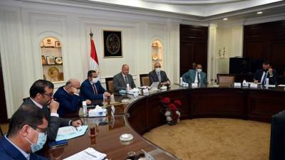 وزير الإسكان ومحافظ القاهرة يتابعان الموقف التنفيذى لمشروع تطوير منطقة مثلث ماسبيرو