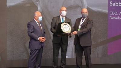 وزير الإسكان يكرم إسم المهندس الاستشاري الراحل حسين صبور