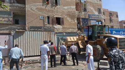 جهاز مدينة بدر يُنفذ حملة لإزالة التعديات والإشغالات بالحي الأول