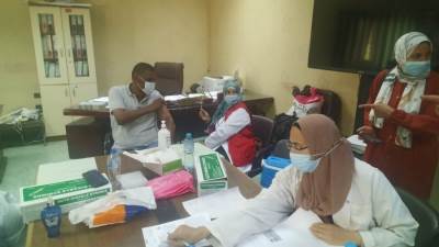 رئيس جهاز العبور: فرق طبية لتطعيم العاملين بالجهاز والمصالح الحكومية بالمدينة للوقاية من فيروس كورونا