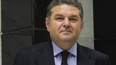 هشام توفيق: نستهدف تغيير ثقافة العاملين بشركات القطاعين العام والخاص 