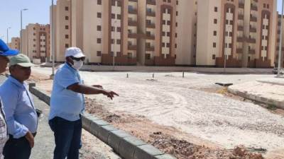 مسئولو "الإسكان" يتفقدون سير العمل بالمشروعات المختلفة بمدينة ناصر الجديدة "غرب أسيوط"