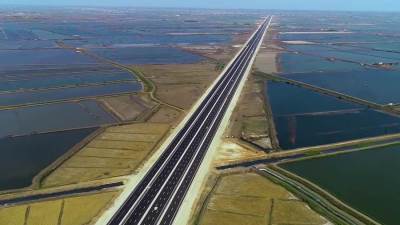 وزير الإسكان: "الجهاز المركزي للتعمير" ينفذ 426 مشروعاً  مختلفاً بسيناء ومدن القناة بمليارات الجنيهات منذ 2014