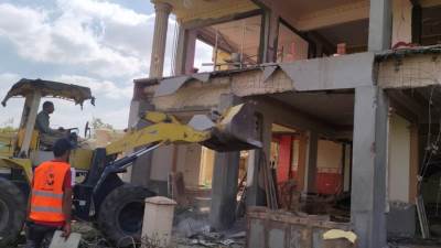 "الإسكان": حملات لإزالة الإشغالات وضبط المخالفات بمدينتي الشروق والعاشر من رمضان