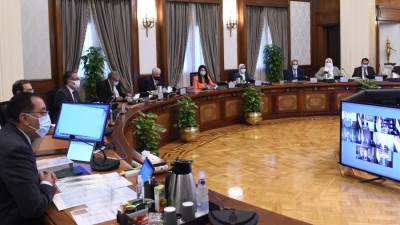 رئيس الوزراء : المشروعات الضخمة في حياة كريمة عصب حقوق الإنسان