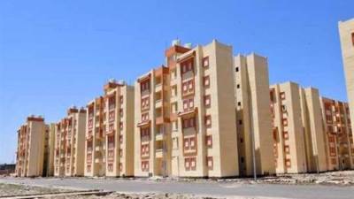 "الإسكان": طرح 28 محلاً تجارياً و6 صيدليات للبيع بالمزاد العلني بمدينتي 6 أكتوبر والعاشر من رمضان