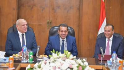 رواد الهندسة الحديثة توقع عقد إنشاء صومعة بطاقة ١٠٠ الف طن بميناء بورسعيد مع العامة للصوامع