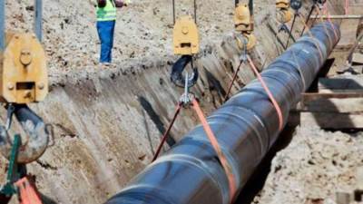 البترول: لدينا توجيهات رئاسية بسرعة ضخ الغاز إلى لبنان