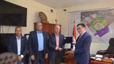 "الإسكان": سفير كازاخستان بمصر يزور مدينة العاشر من رمضان لبحث فرص الاستثمار والتعاون في القطاعات المختلفة