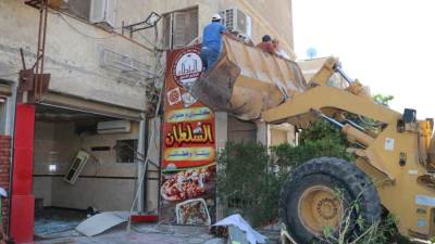 رئيس جهاز مدينة 6 أكتوبر يقود حملة مكبرة لاسترداد الوحدات المخالفة بالحي السادس 