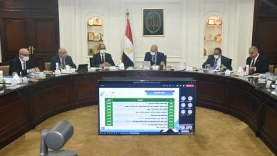 وزير الإسكان يؤكد ضرورة رفع وعى المواطنين بأهمية ترشيد استهلاك المياه