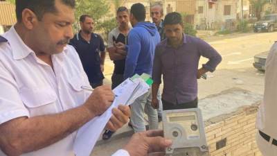 رئيس جهاز القاهرة الجديدة: تنفيذ 65 قرار غلق وتشميع ورفع عدادات مرافق لمحال ووحدات مخالفة 