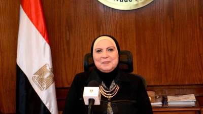 وزيرة التجارة والصناعة تصدر قرارين وزاريين بإيقاف العمل بالتدابير الوقائية المفروضة على واردات البليت وحديد التسليح ومنتجات الألومنيوم