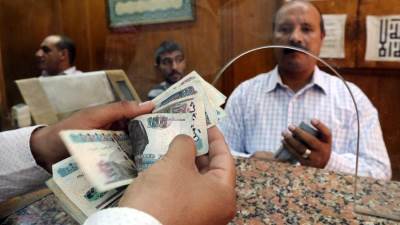 خبير مصرفي : ودائع المواطنين في البنوك تجاوزت الـ 6 تريليون جنيه