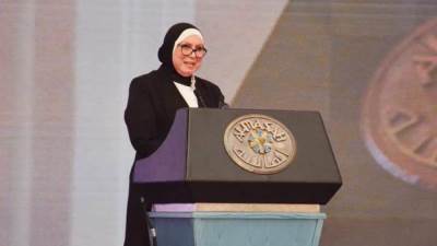 نيفين جامع : نجاح الحكومة جعل مصر قبلة للاستثمار الأجنبي