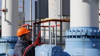 محلل اقتصادى يكشف عوامل أزمة الطاقة العالمية