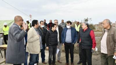 القابضه للمياه مع وفد برنامج الأمم المتحدة  لمتابعة أعمال مشروع الصرف الصحي بقرية "طبل"-محافظه دمياط.