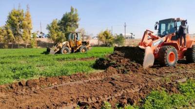 جهاز أسيوط الجديدة يُزيل التعديات على مساحة ٣٢ فدانا بمنطقة جنوب غرب المدينة