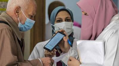 الضرائب: سنقبل بأي وسيلة لإثبات تطعيم المواطنين