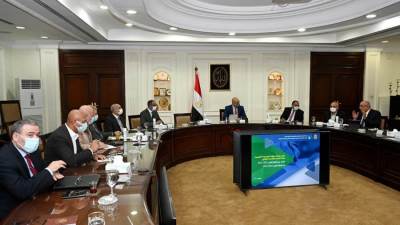 وزير الإسكان يتابع الموقف التنفيذى لمشروعات المبادرة الرئاسية "حياة كريمة" لتطوير الريف المصرى 