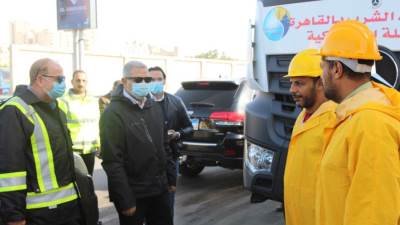 لمجابهة نوة قاسم.. جولة ميدانية لرئيس القابضة للمياه لمتابعة استعدادات شركة الصرف الصحى بالإسكندرية