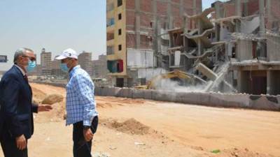 محافظة الجيزة تزيل العقارات المتعارضه مع توسعات الطريق الدائري