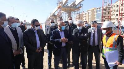 وزير النقل :المونوريل يمثل نقلة حضارية كبيرة في وسائل النقل الجماعي فى مصر