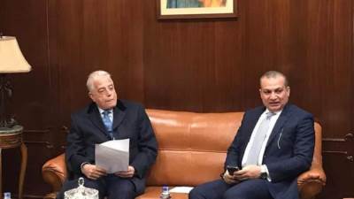 خالد صديق يبحث تطوير المناطق العشوائية بجنوب سيناء 